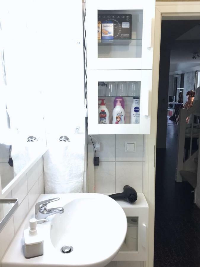 Grosses Helles Zimmer + Eigenes Bad 함브루크 외부 사진